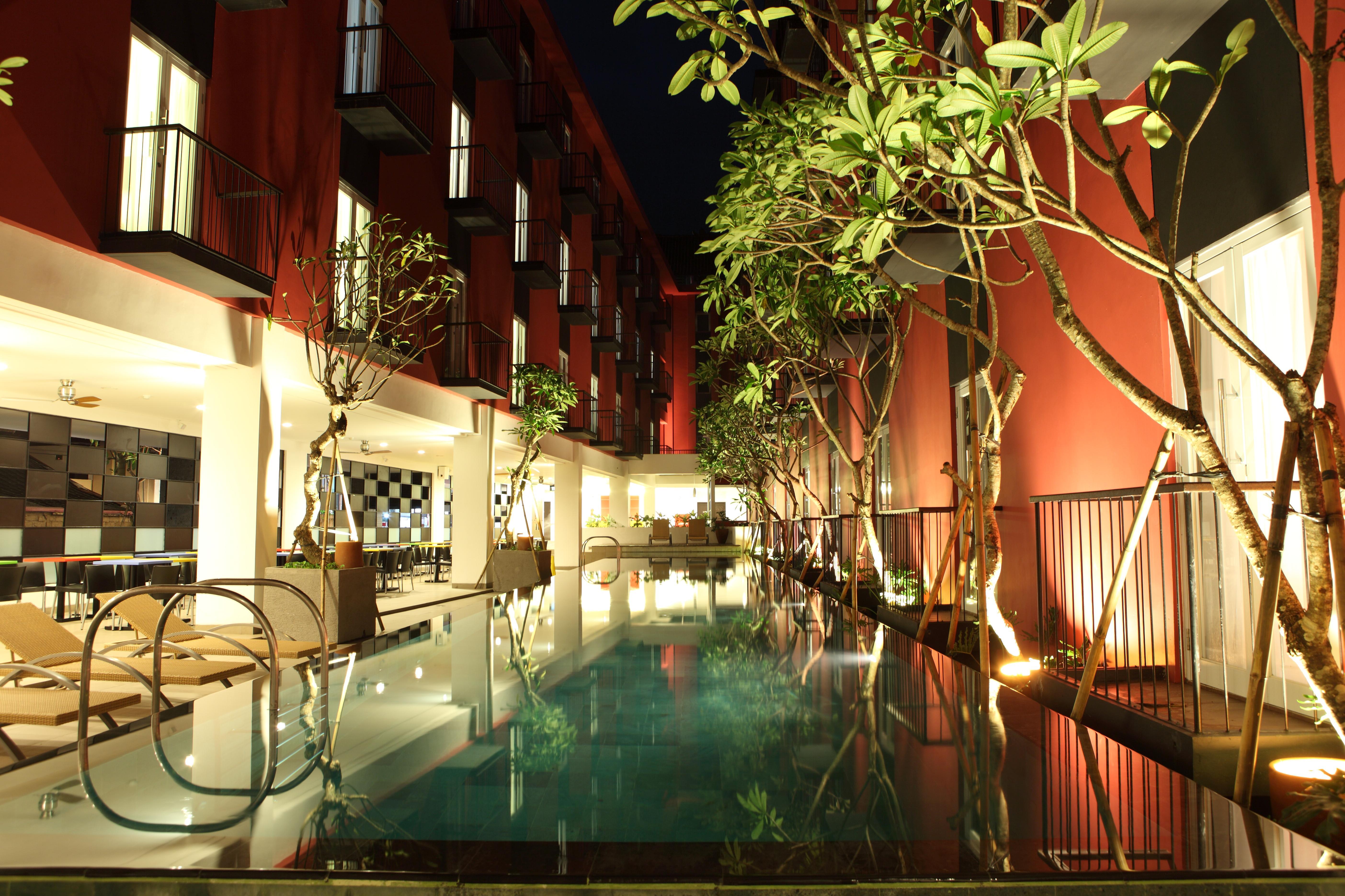 Kampi Hotel Legian Экстерьер фото